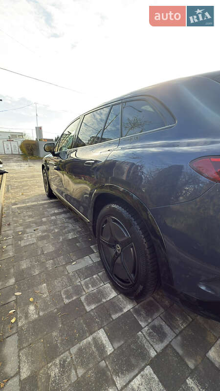 Седан Mercedes-Benz EQS 2023 в Ужгороде