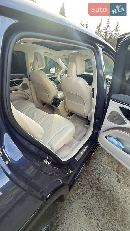 Седан Mercedes-Benz EQS 2023 в Ужгороде