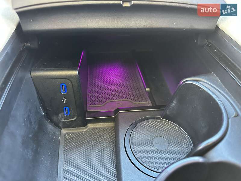 Седан Mercedes-Benz EQS 2022 в Луцке