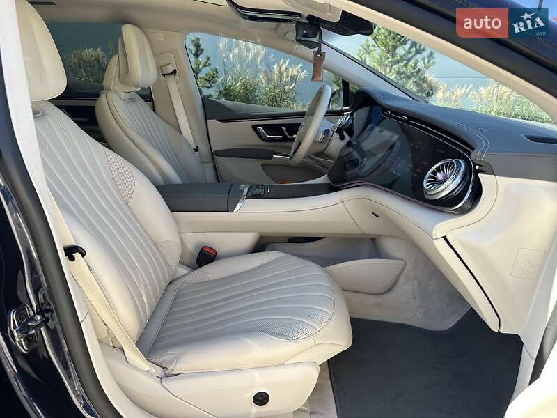 Седан Mercedes-Benz EQS 2022 в Луцке