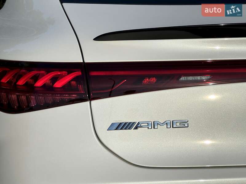 Седан Mercedes-Benz EQS 2023 в Киеве