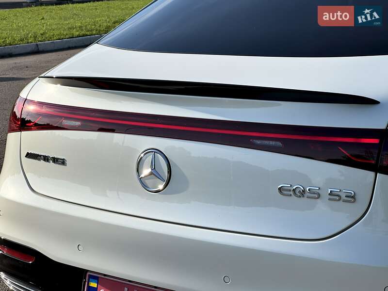 Седан Mercedes-Benz EQS 2023 в Киеве