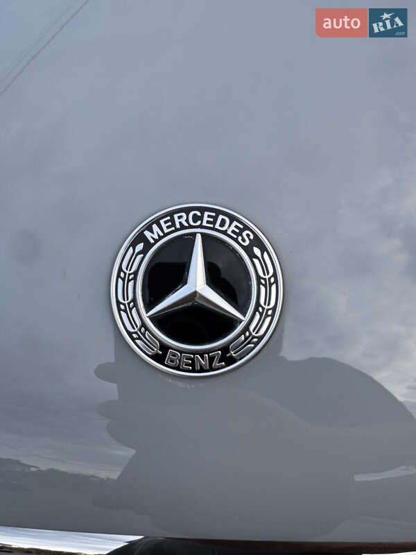 Седан Mercedes-Benz EQS 2023 в Ровно
