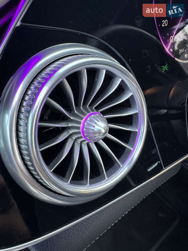 Седан Mercedes-Benz EQS 2023 в Ровно