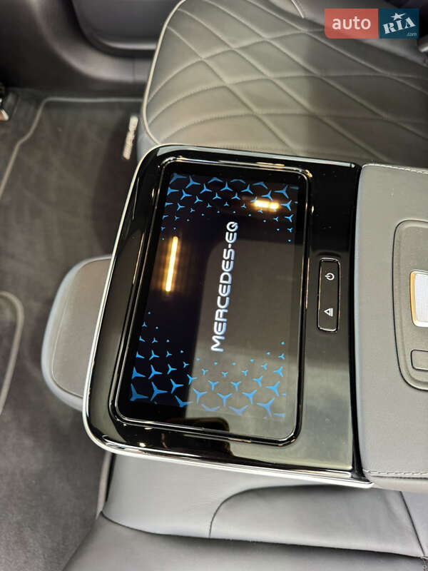 Седан Mercedes-Benz EQS 2023 в Ровно