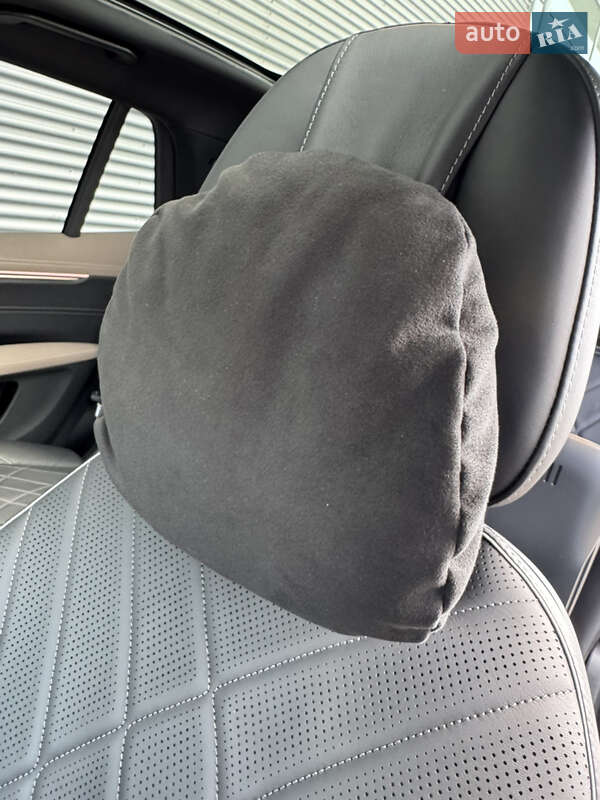 Седан Mercedes-Benz EQS 2023 в Ровно