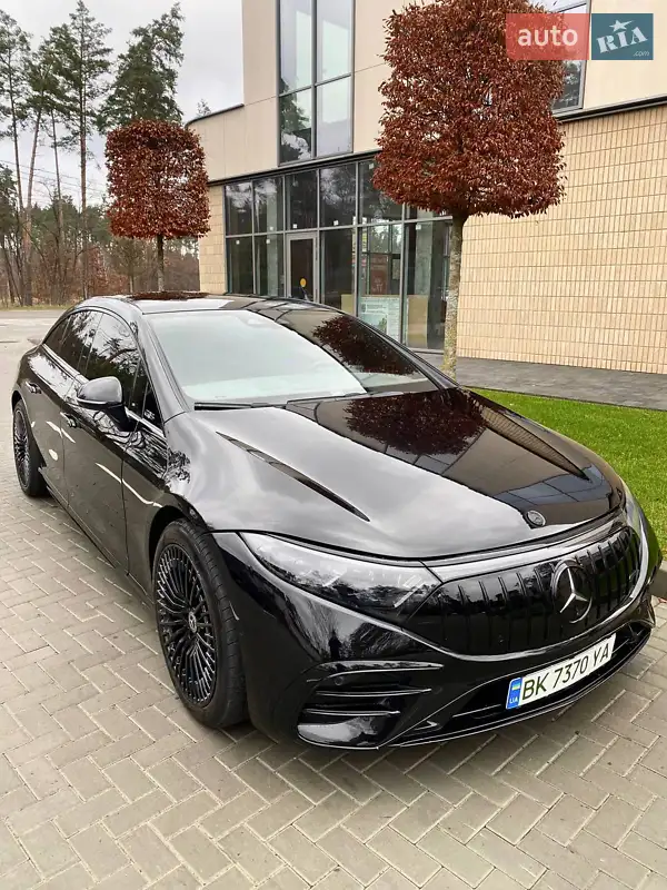 Mercedes-Benz EQS