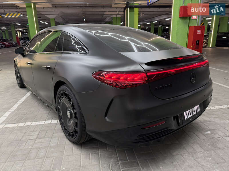 Седан Mercedes-Benz EQS 2022 в Киеве