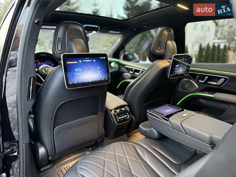 Седан Mercedes-Benz EQS 2023 в Львові