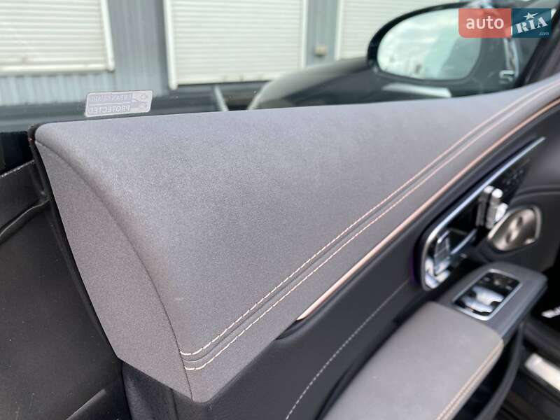 Седан Mercedes-Benz EQS 2022 в Киеве