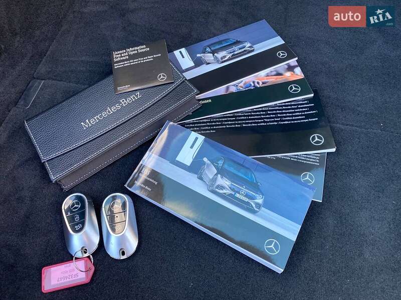 Седан Mercedes-Benz EQS 2022 в Киеве