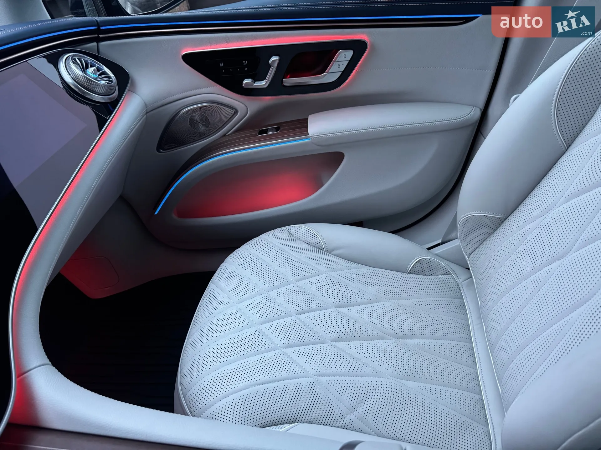 Mercedes-Benz EQS 2023 VIN W1KCG4EB4PA030784 фото оголошення 31 з 125