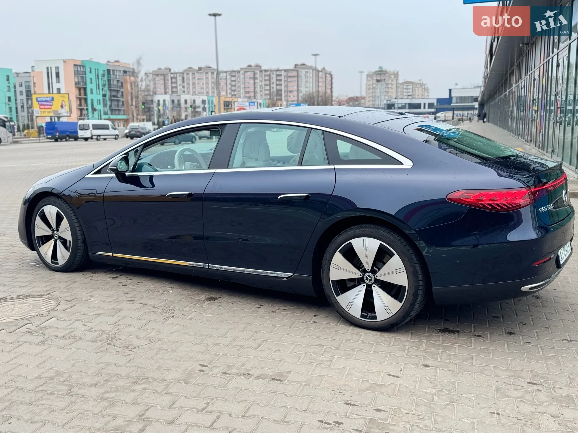 Mercedes-Benz EQS 2023 VIN W1KCG4EB4PA030784 фото оголошення 4 з 125