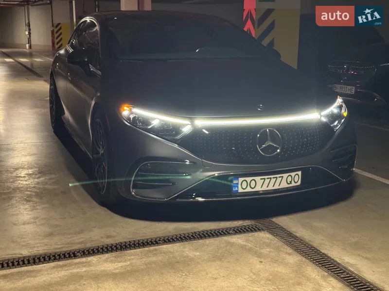 Mercedes-Benz EQS