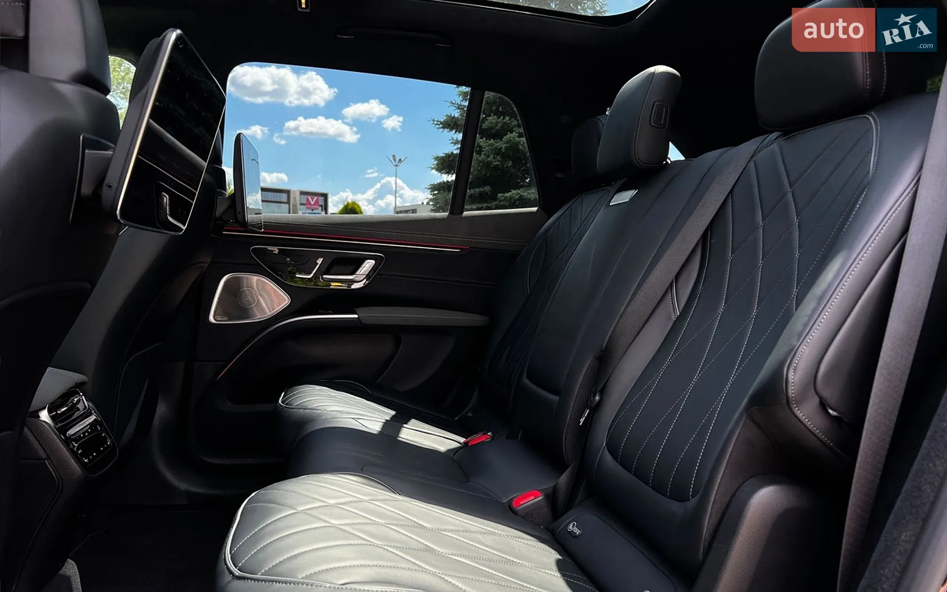 2022 Mercedes-Benz EQS - мініатюра 27