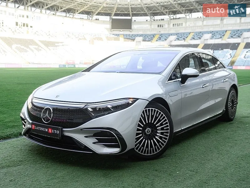 Mercedes-Benz EQS