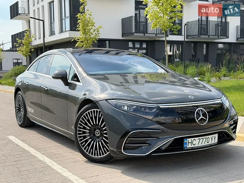 Mercedes-Benz EQS
