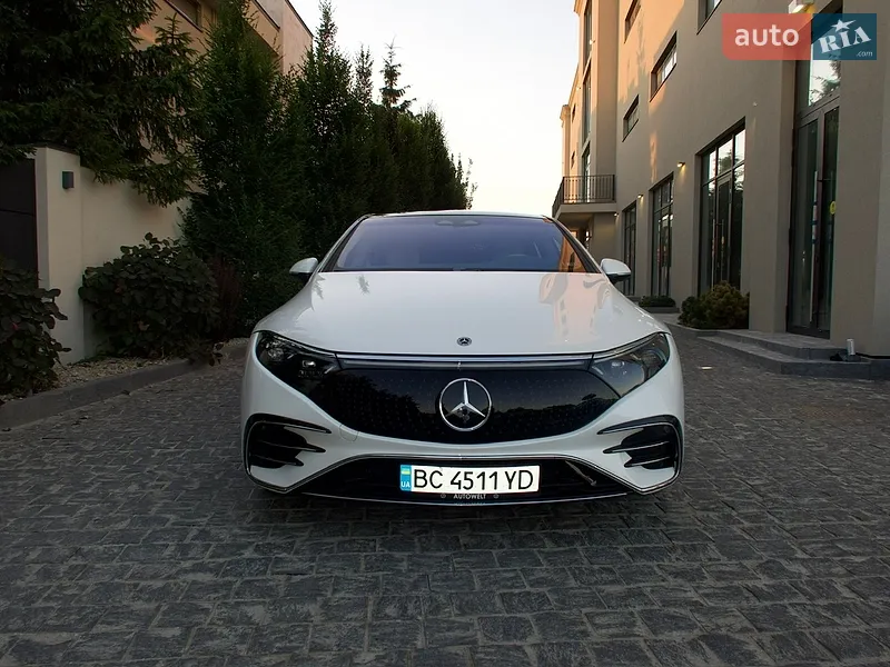 Mercedes-Benz EQS