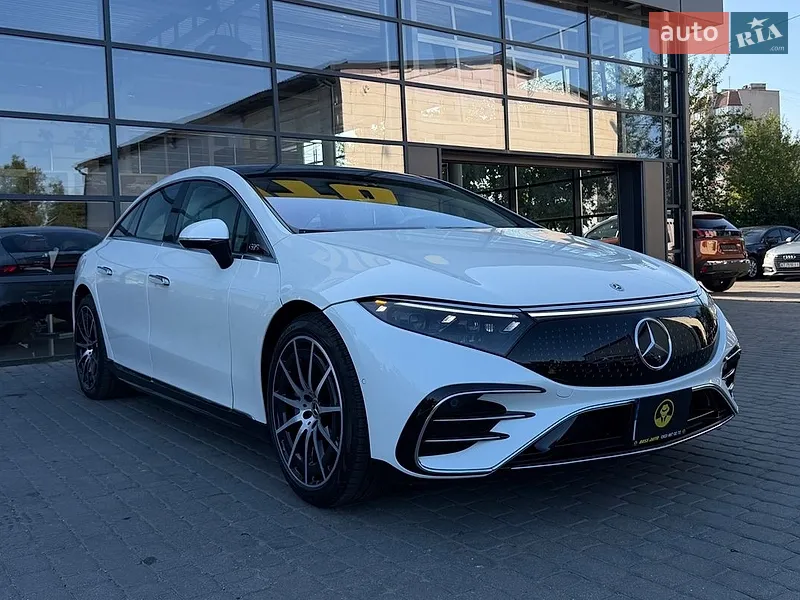 Mercedes-Benz EQS