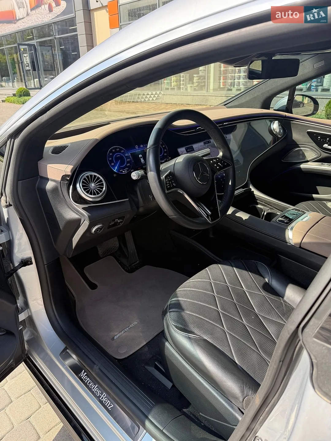 2022 Mercedes-Benz EQS - мініатюра 11
