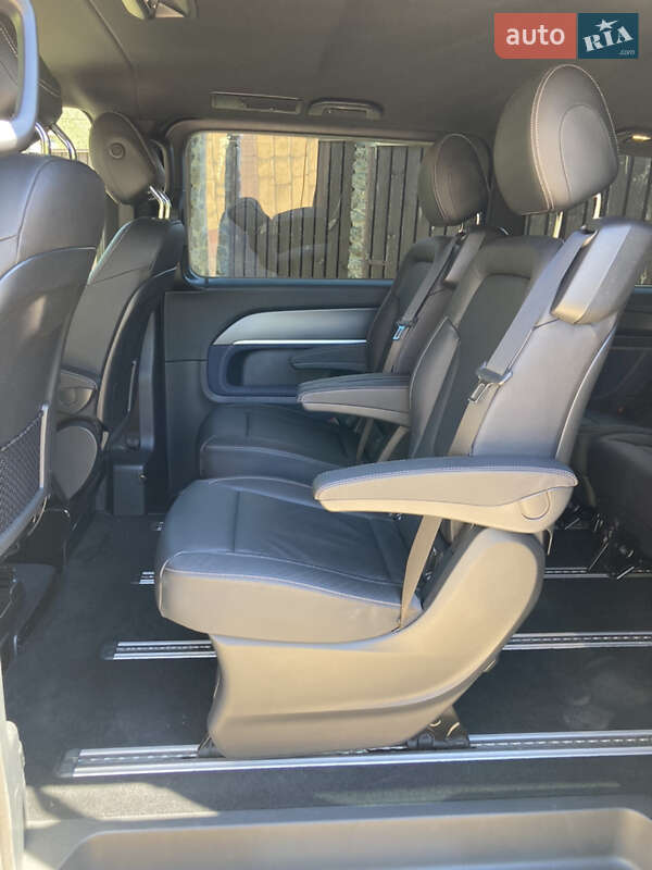 Минивэн Mercedes-Benz EQV 2020 в Киеве