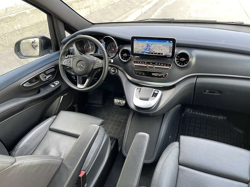 Минивэн Mercedes-Benz EQV 2022 в Киеве