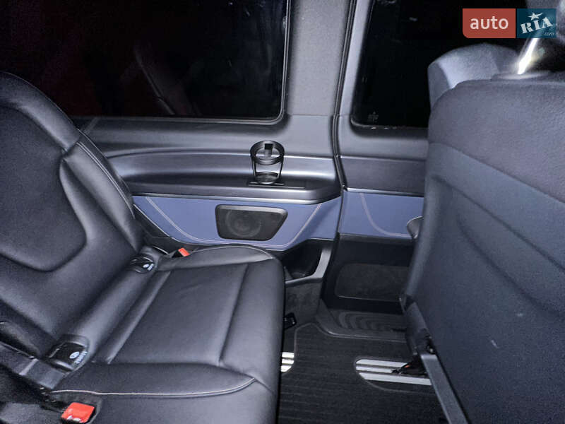 Минивэн Mercedes-Benz EQV 2021 в Ровно