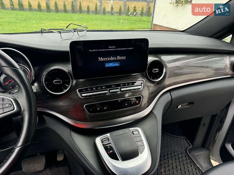 Минивэн Mercedes-Benz EQV 2021 в Тячеве