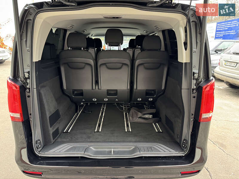 Минивэн Mercedes-Benz EQV 2023 в Киеве фото 58 Минивэн Mercedes-Benz EQV 2023 в Киеве