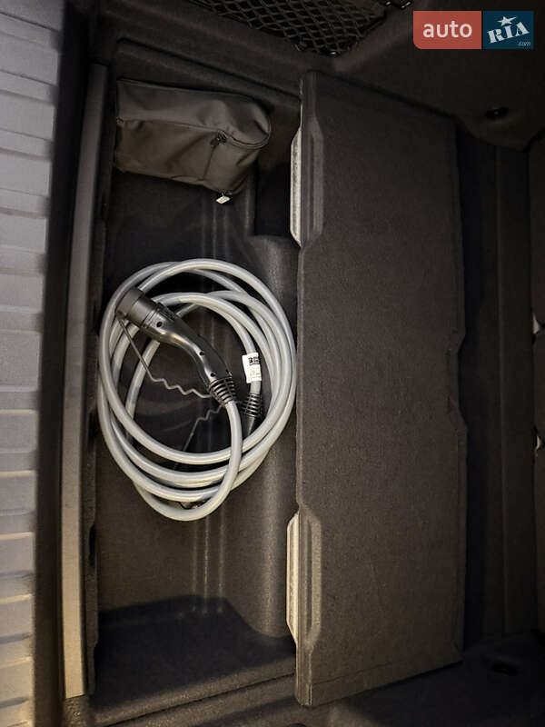 Минивэн Mercedes-Benz EQV 2024 в Житомире фото 7 Минивэн Mercedes-Benz EQV 2024 в Житомире