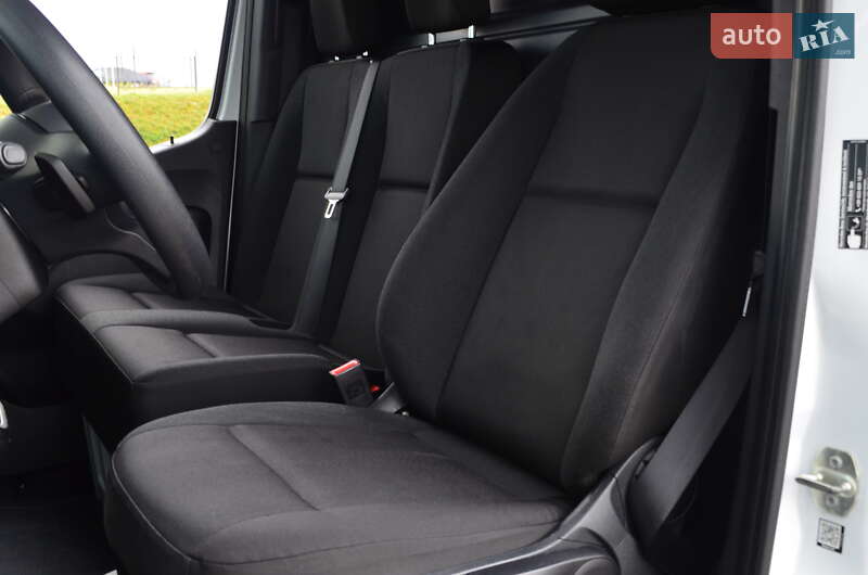 Грузовой фургон Mercedes-Benz eSprinter 2022 в Львове