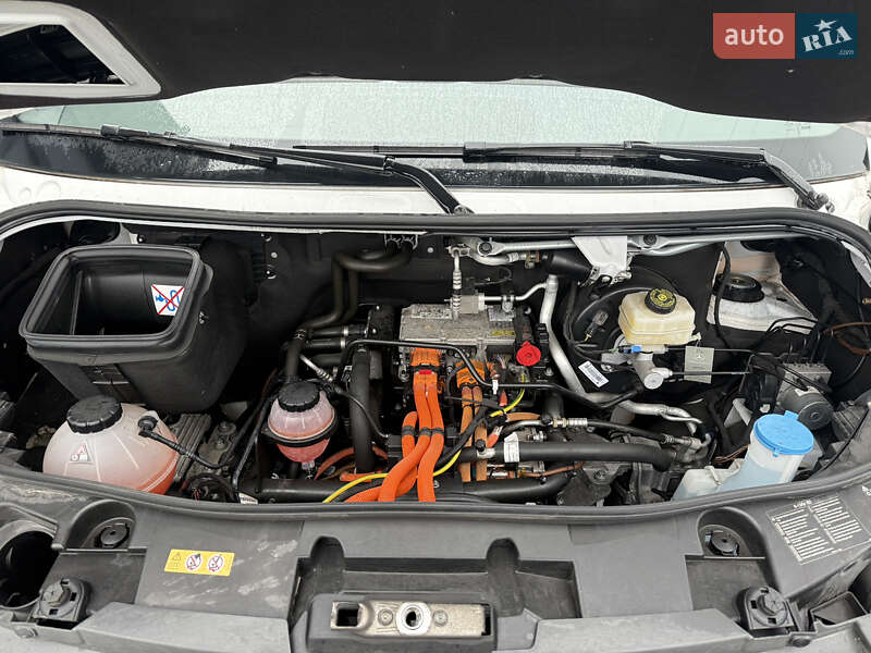 Грузовой фургон Mercedes-Benz eSprinter 2023 в Днепре