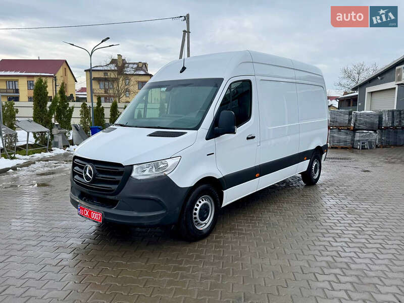 Грузовой фургон Mercedes-Benz eSprinter 2023 в Дрогобыче