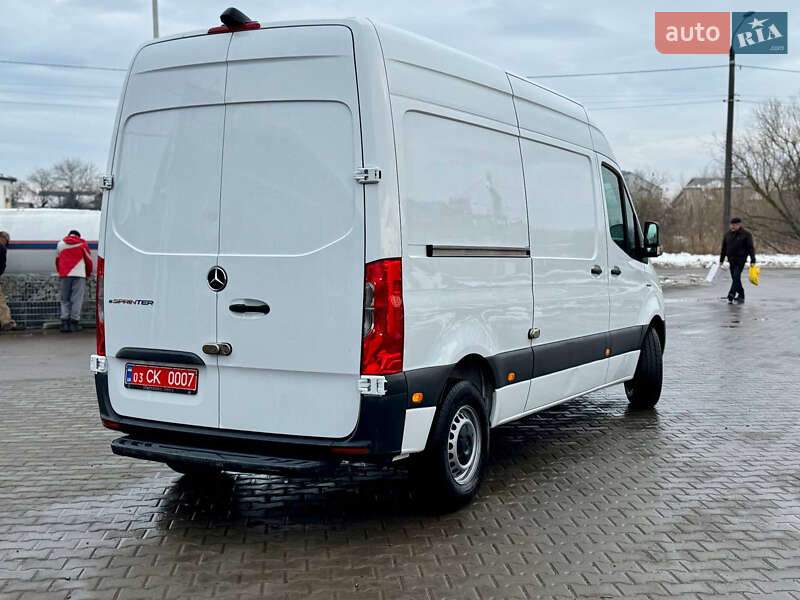 Грузовой фургон Mercedes-Benz eSprinter 2023 в Дрогобыче