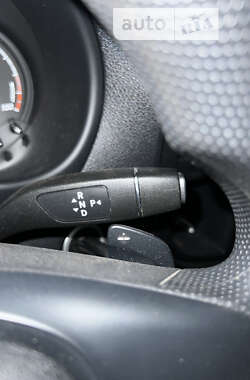 Грузовой фургон Mercedes-Benz eVito 2019 в  фото 21 Грузовой фургон Mercedes-Benz eVito 2019 в