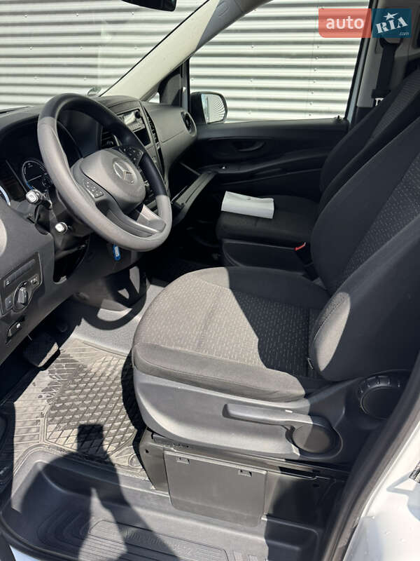 Минивэн Mercedes-Benz eVito 2022 в Ровно