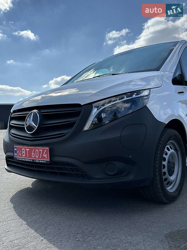 Вантажний фургон Mercedes-Benz eVito 2023 в Рівному