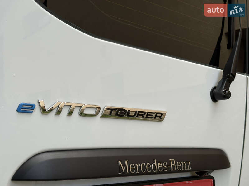 Минивэн Mercedes-Benz eVito 2021 в Тячеве
