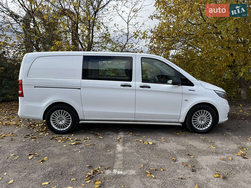 Вантажний фургон Mercedes-Benz eVito 2023 в Рівному