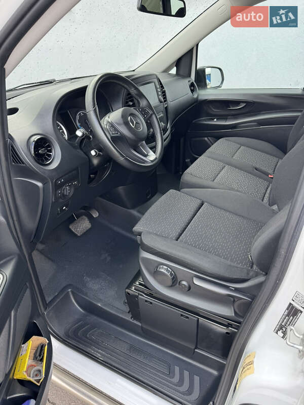 Вантажний фургон Mercedes-Benz eVito 2023 в Рівному