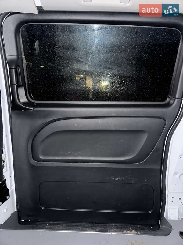 Вантажний фургон Mercedes-Benz eVito 2023 в Рівному