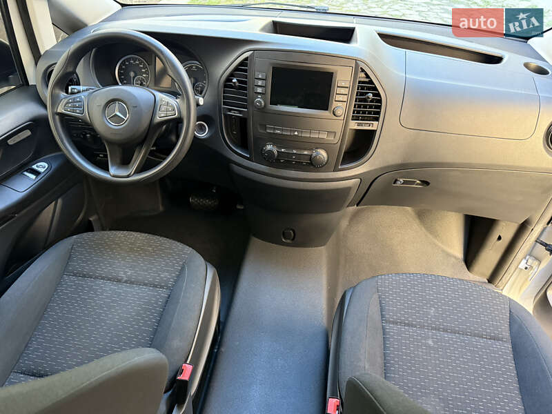 Минивэн Mercedes-Benz eVito 2021 в Тячеве