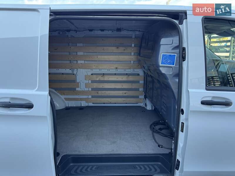 Грузовой фургон Mercedes-Benz eVito 2021 в Ровно