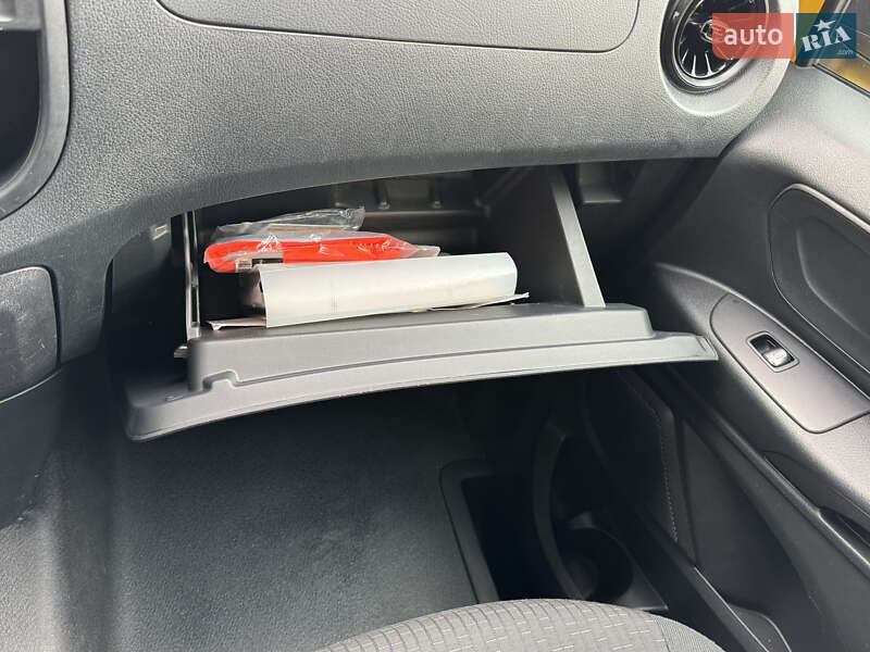 Грузовой фургон Mercedes-Benz eVito 2020 в Киеве фото 21 Грузовой фургон Mercedes-Benz eVito 2020 в Киеве