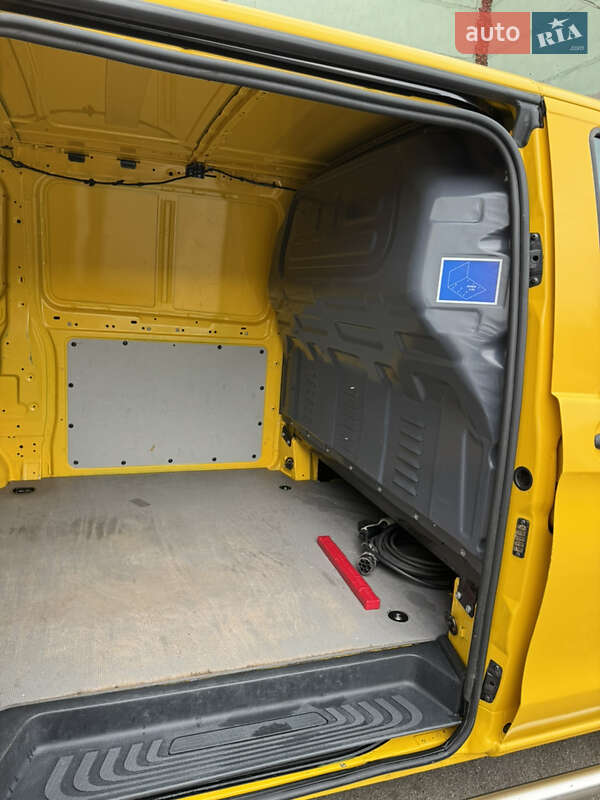 Грузовой фургон Mercedes-Benz eVito 2020 в Киеве фото 31 Грузовой фургон Mercedes-Benz eVito 2020 в Киеве