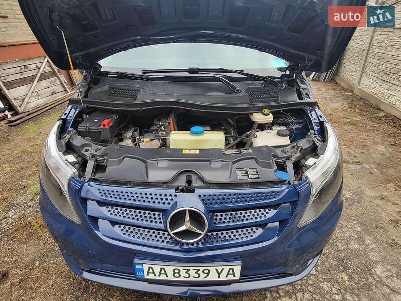 Грузовой фургон Mercedes-Benz eVito 2020 в Дергачах фото 23 Грузовой фургон Mercedes-Benz eVito 2020 в Дергачах