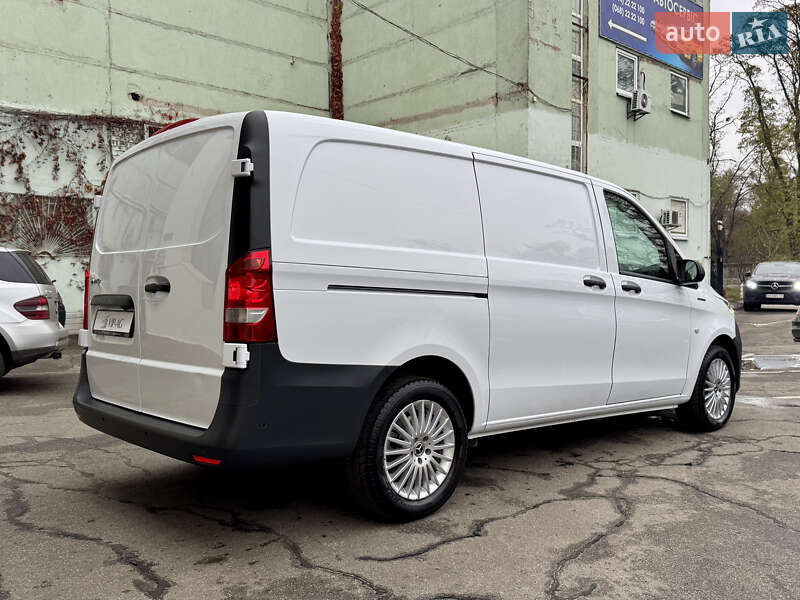Вантажний фургон Mercedes-Benz eVito 2024 в Києві