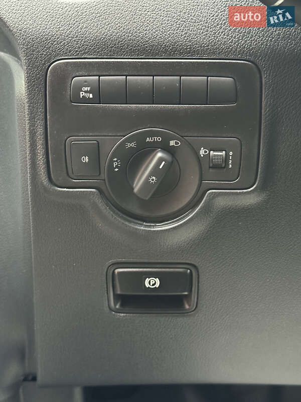 Вантажний фургон Mercedes-Benz eVito 2024 в Києві