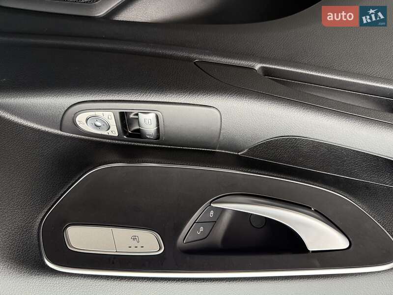 Минивэн Mercedes-Benz eVito 2022 в Шацке