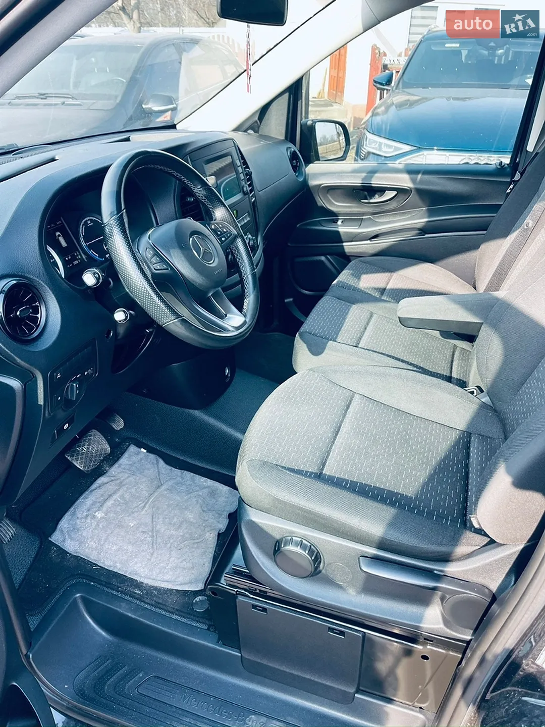 2021 Mercedes-Benz Vito - мініатюра 19